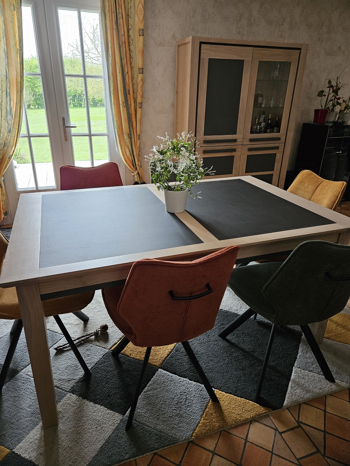 TABLE ET CHAISES SUN